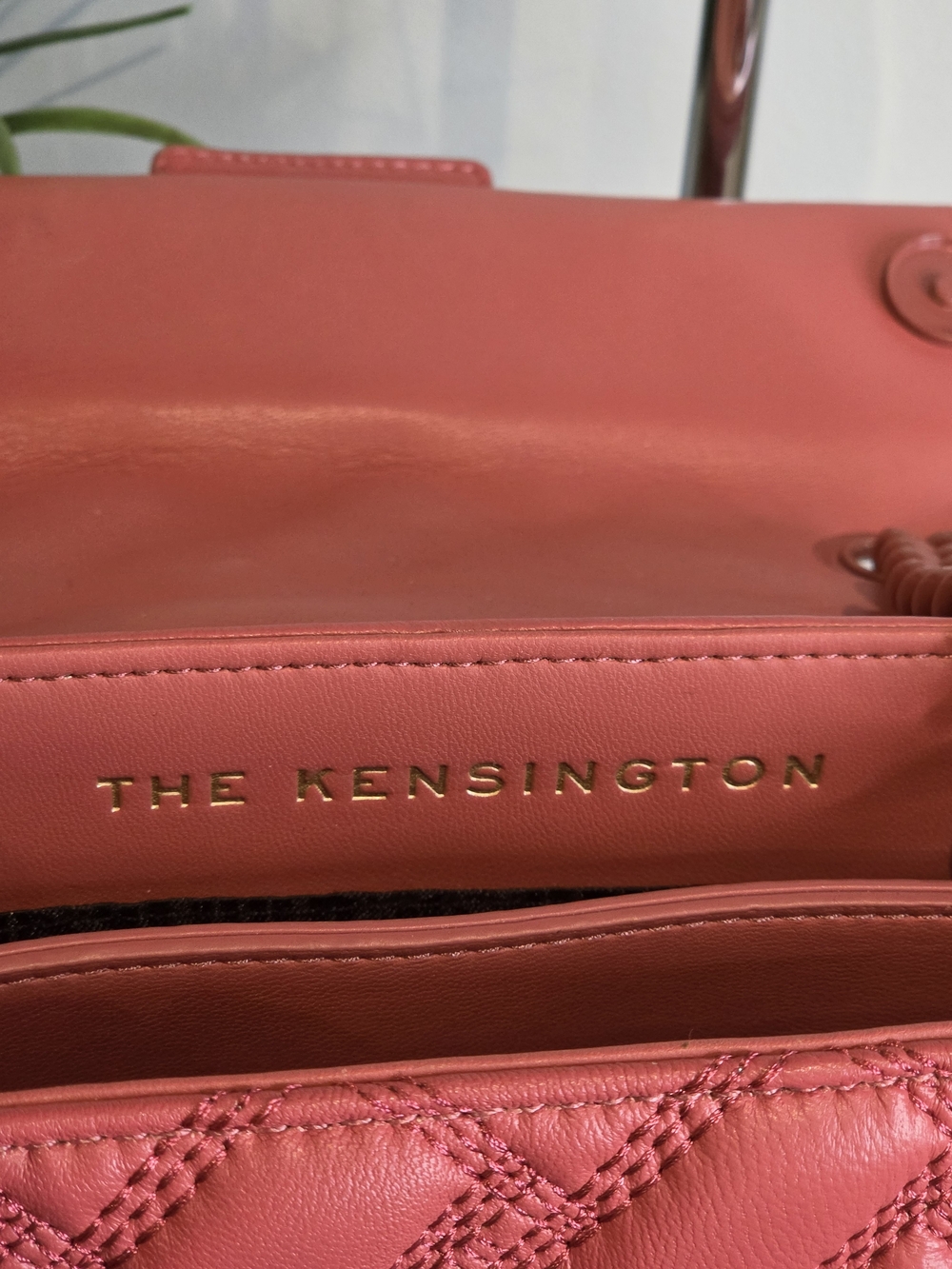 Kurt Geiger Kensington Drench Leather Shoulder Bag - Picture 12 of 14